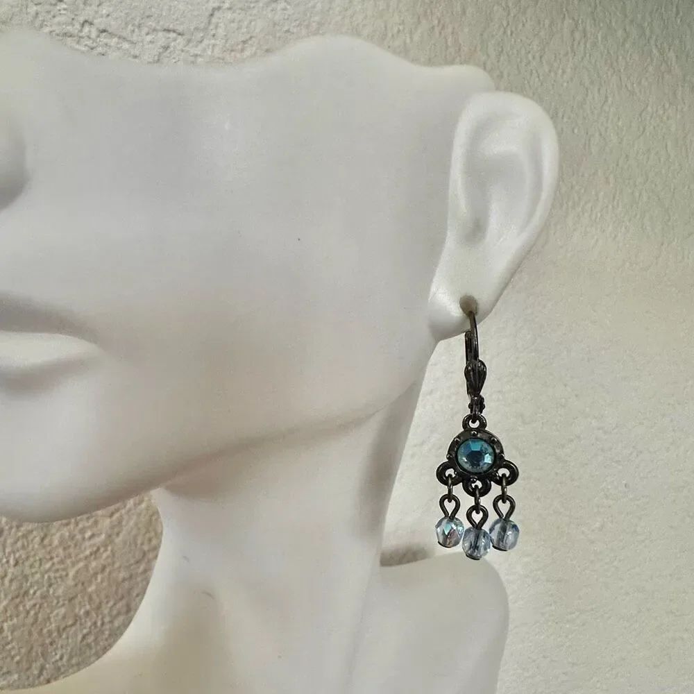 Dainty blue beaded earrings